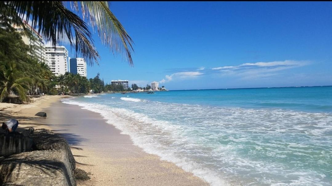 Isla Verde Tower San Juan Esterno foto